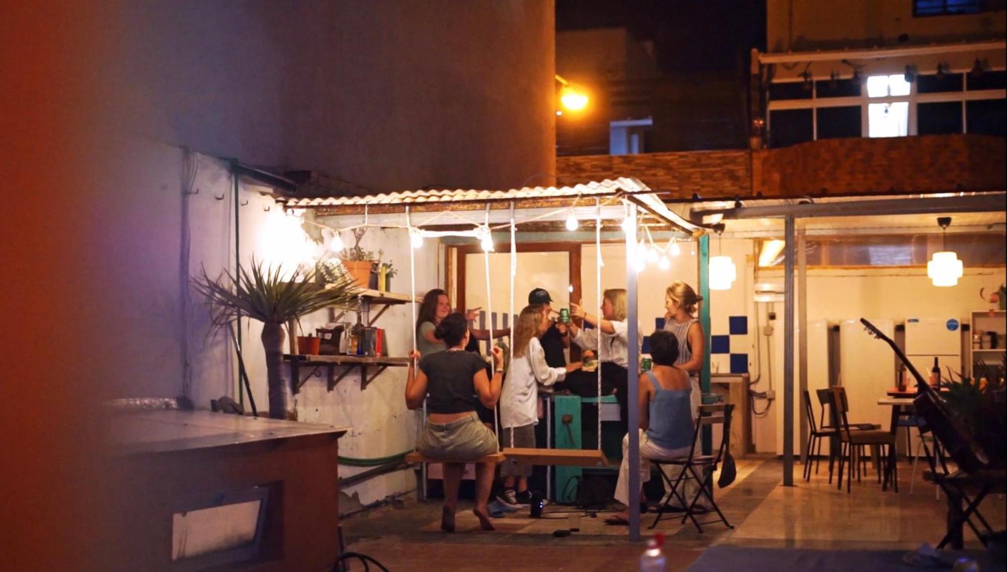 Dona Rose Surf Hostel Las Palmas de Gran Canaria Exteriör bild